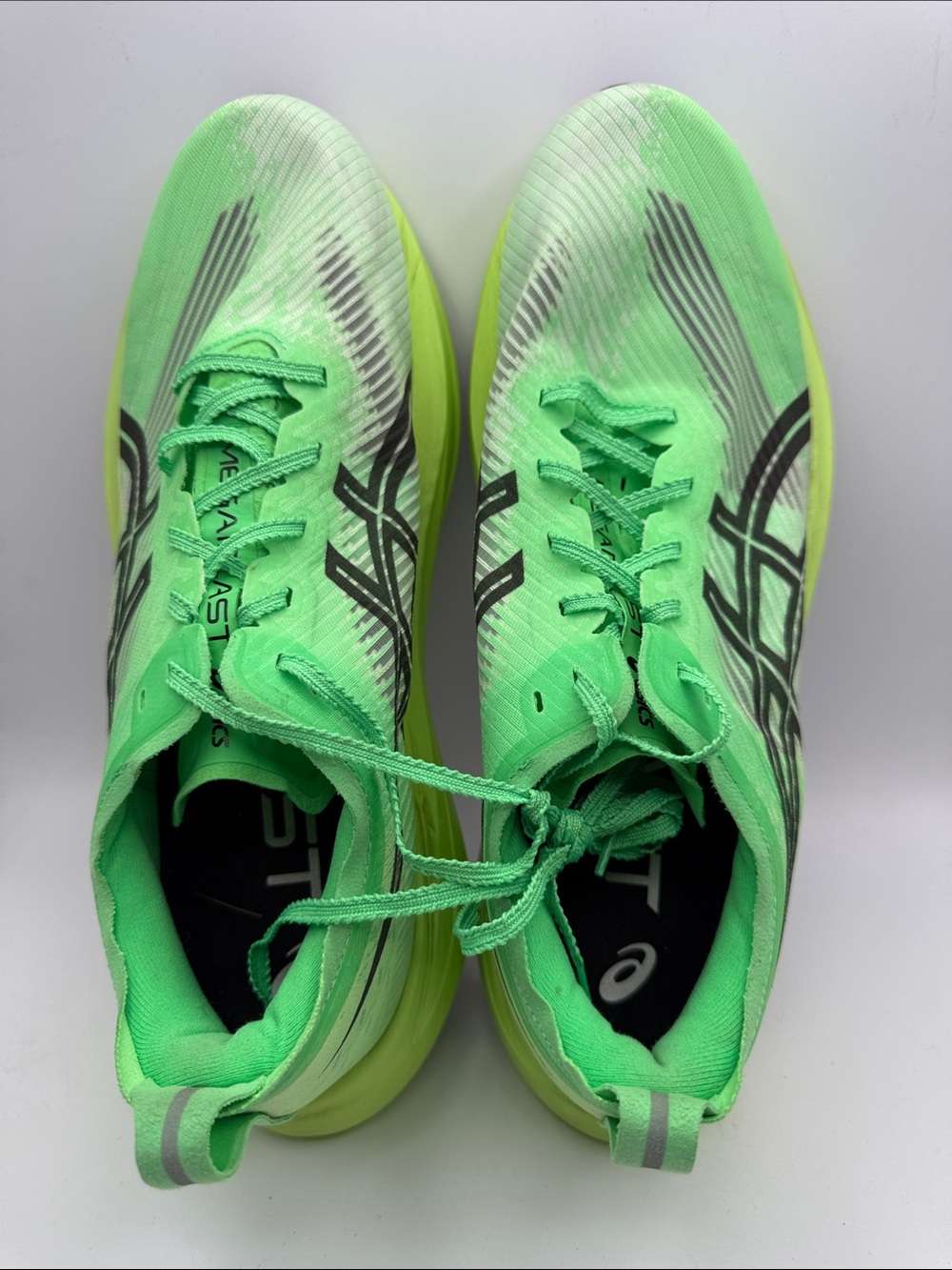 Asics MEGA BLAST men’s 11 Lime Green & Black FF Turbo² Race Running Shoes S14 - Picture 4 of 6